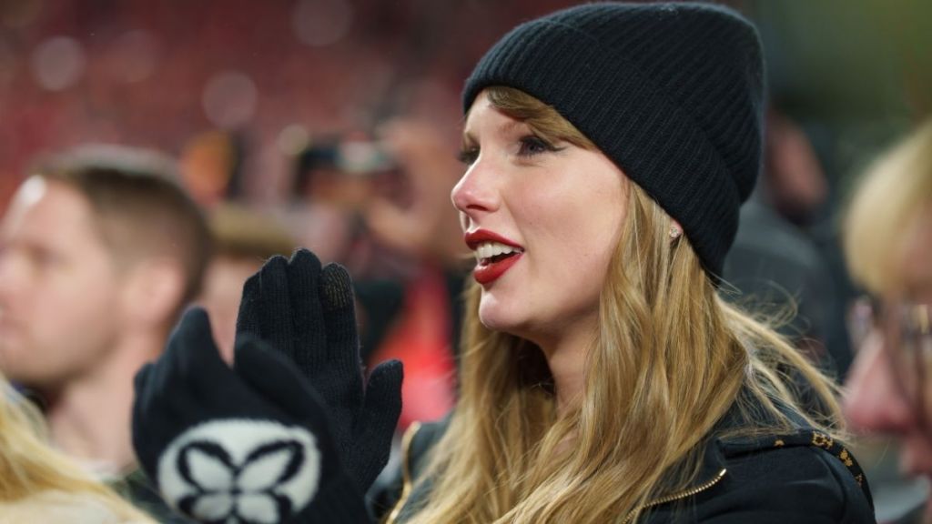 Taylor Swift Spotted Wearing Oversized Mini Dress For Travis Kelce's Game