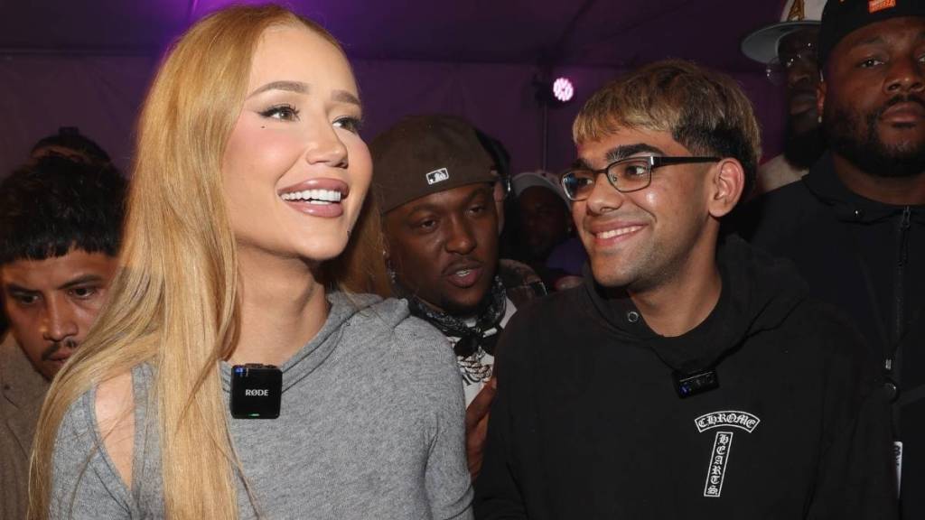 Iggy Azalea Sparks Hookup Rumors With Neon After Cryptic Tweet