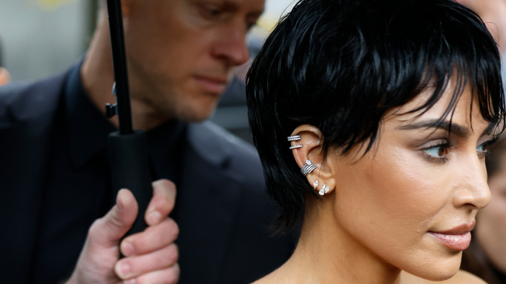 Kim Kardashian pixie cut