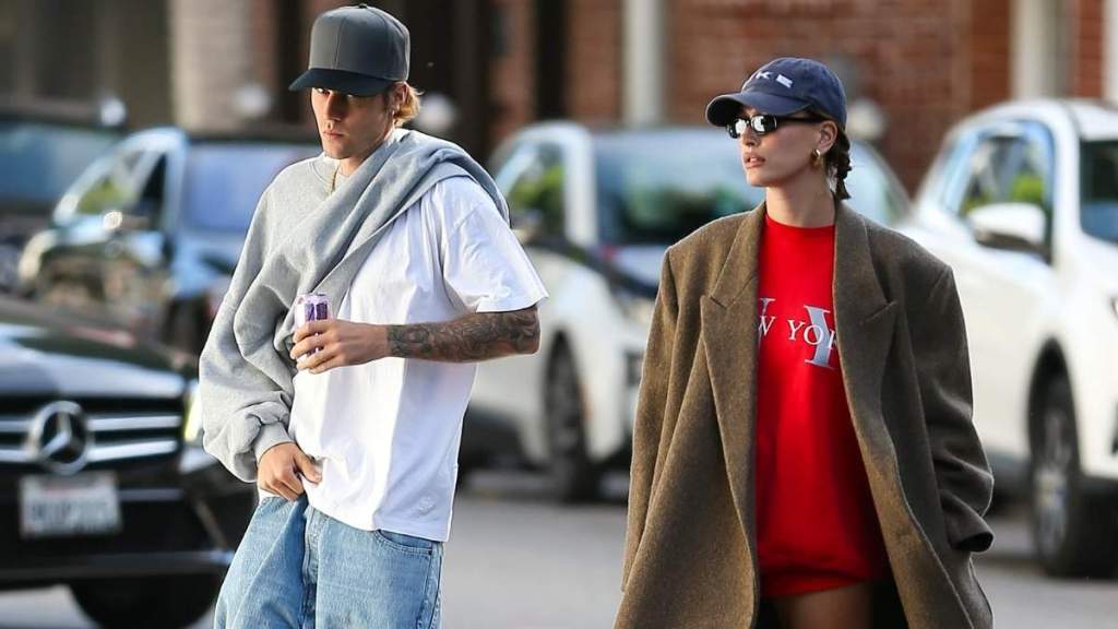 Justin & Hailey Bieber Know How To Walk Away From ‘Rough Patches’ — Source