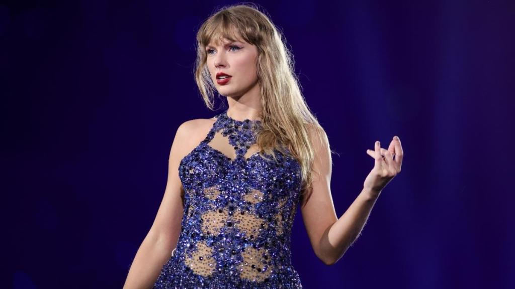 Taylor Swift Changed Her Mind About Wedding Plans — Source