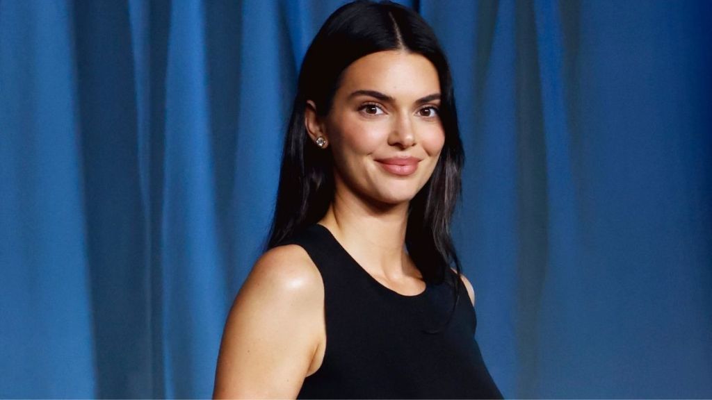 Kendall Jenner Posing in Blue Sportswear Will Make Your Day