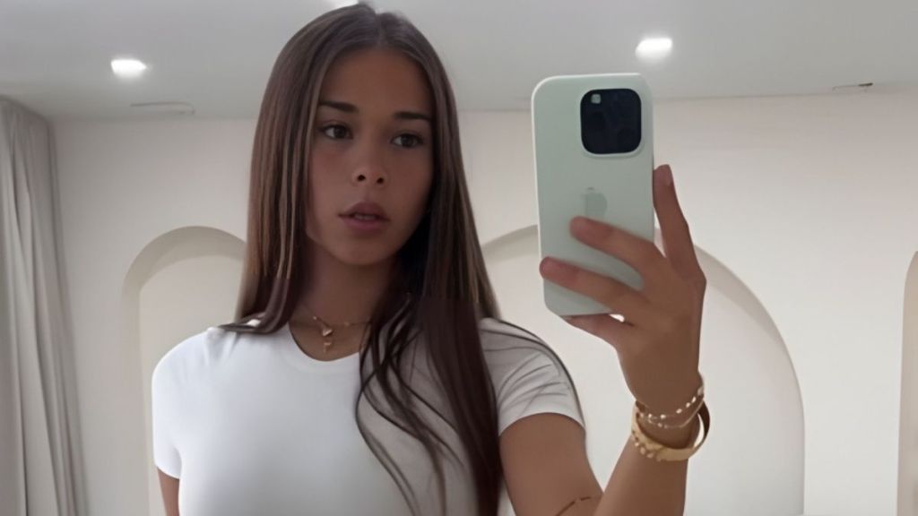 OnlyFans' Sophie Rain Bought Toys Worth Over $5K For Kids