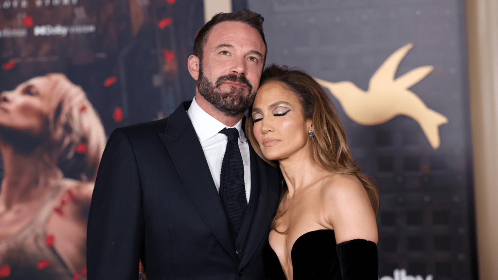 Jennifer Lopez Hoping To Win Ben Affleck Back — Source