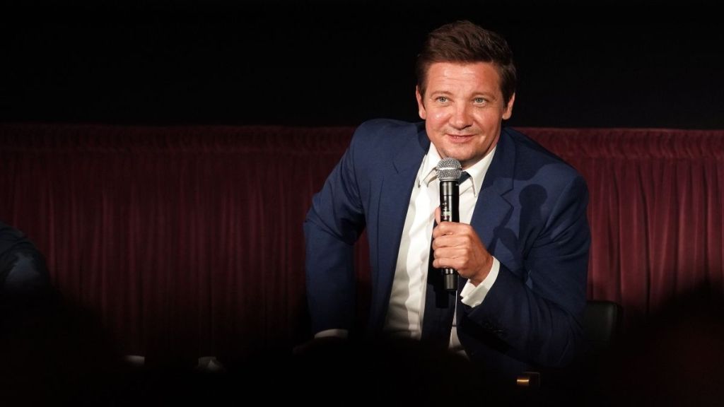 Yi Zhou Says Jeremy Renner's 'Anger' Left Her in Fear