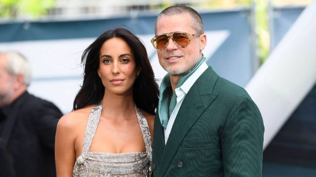 Brad Pitt's 'Vendetta' Against Angelina Jolie Risking Dating Life — Source