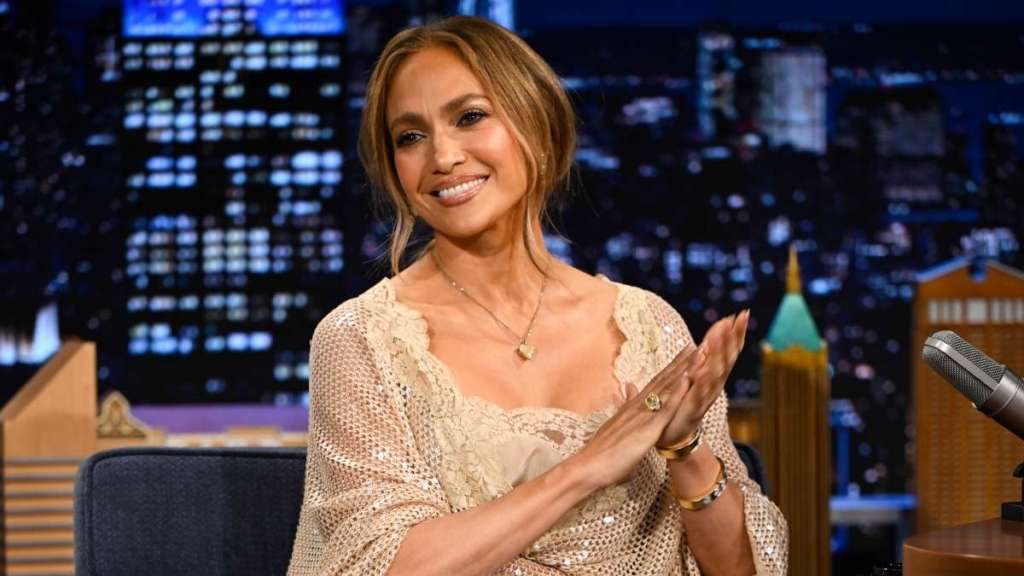 Jennifer Lopez Flaunts Her Cooking Skills in Lacy Dress
