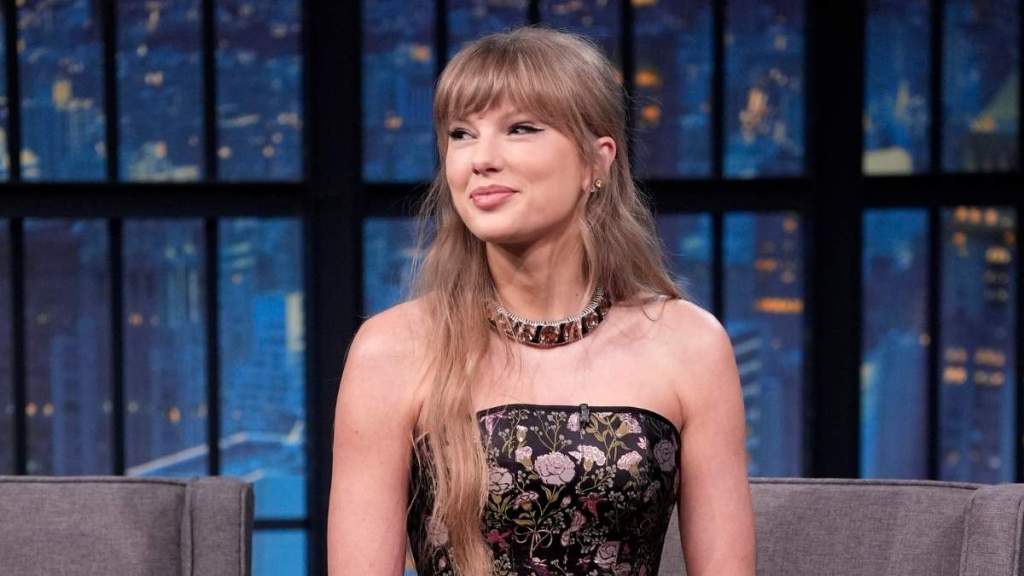 Taylor Swift Was Alex Cooper's 'Sexual Awakening for Women'