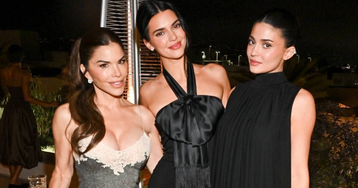 Kendall Jenner Wows in Halter Neck Dress at Dior Dinner
