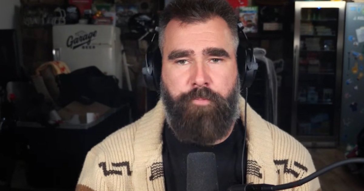 Jason Kelce Spills About His Experience Interviewing Taylor Swift