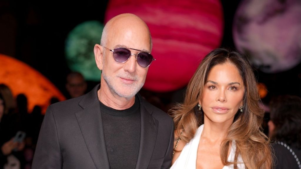 Jeff Bezos & Lauren Sanchez