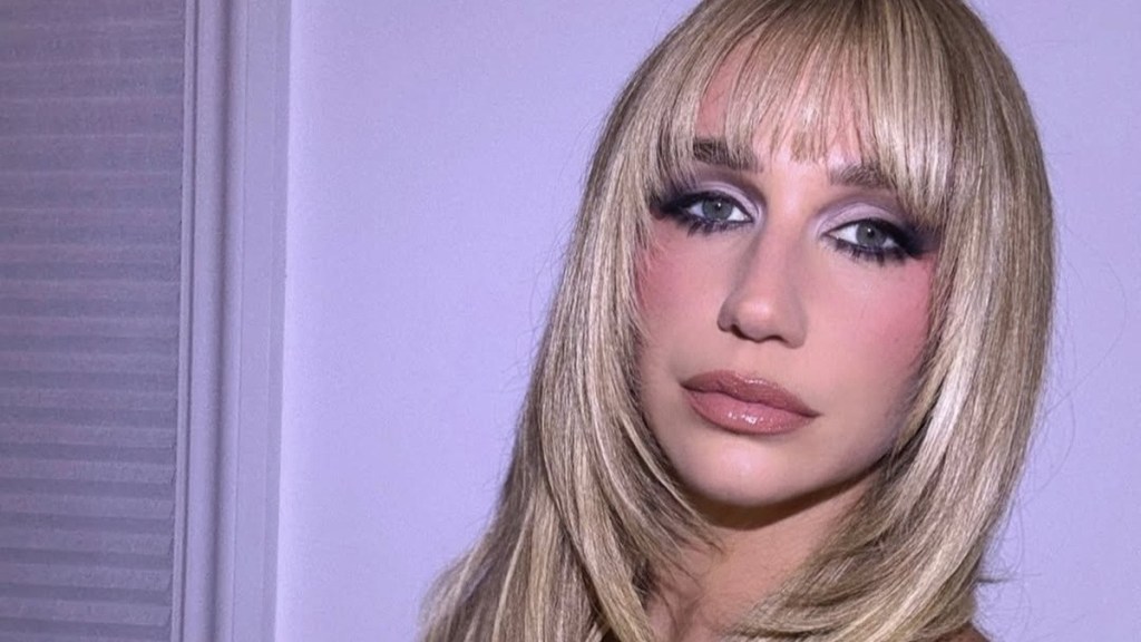 Kesha Turns Heads in Sheer Lace Bra