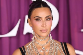 Kim Kardashian's Body Paint Look Is 'Hot'