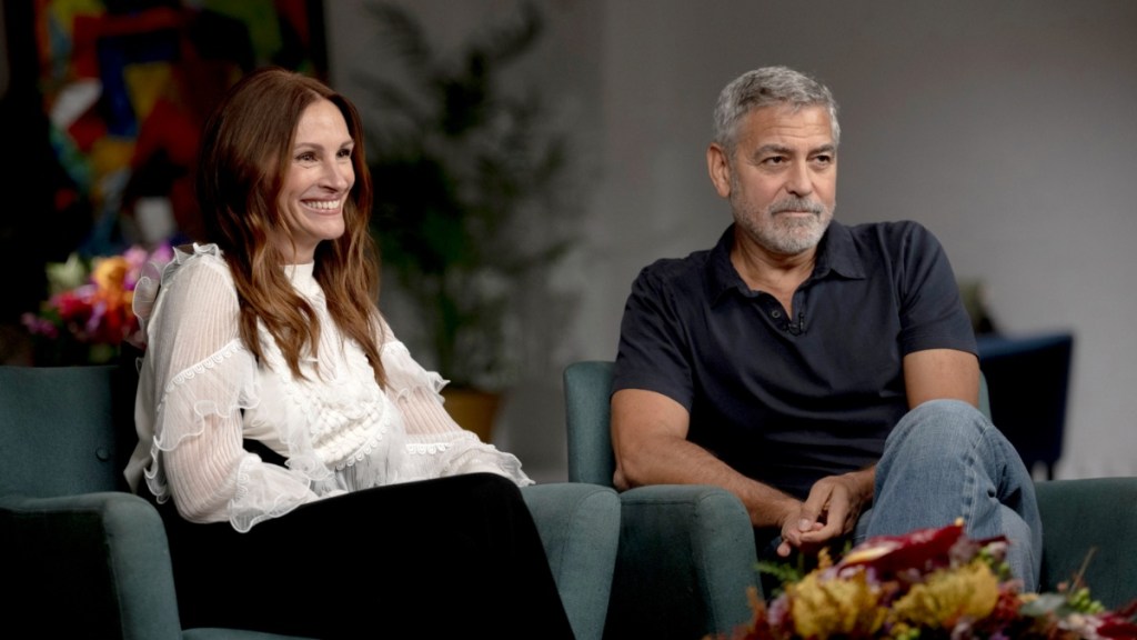 George Clooney Left Julia Roberts On Her Big Night For a Reason — Source
