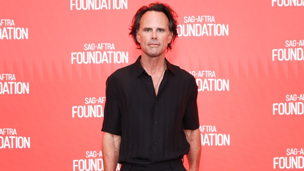 Walton Goggins Going Nude For GQ Magazine Was 'His Idea' — Source