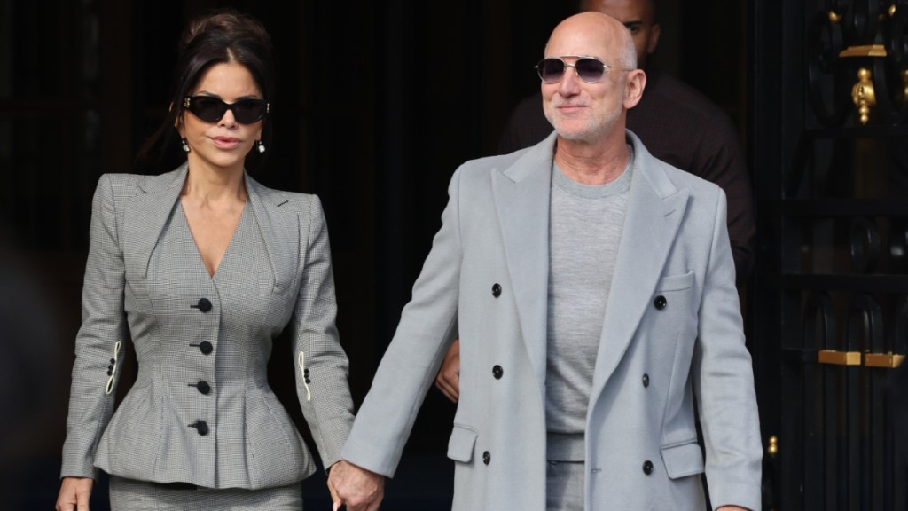 Jeff Bezos 'Writing Checks' for Met Gala 2026 — Source