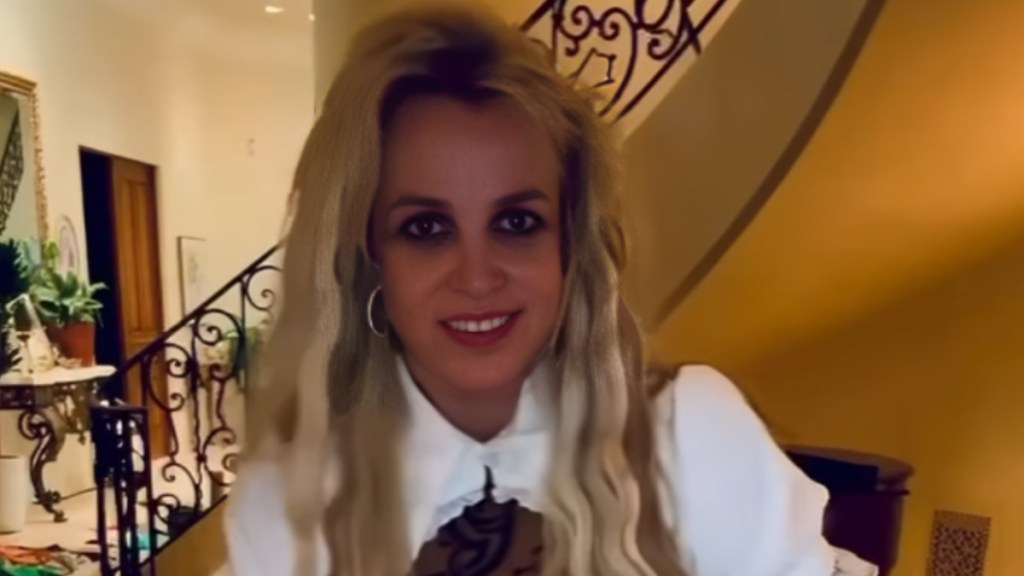 Britney Spears Adjusts Mini-Dress As She Feels It's 'Too F***ing Long'