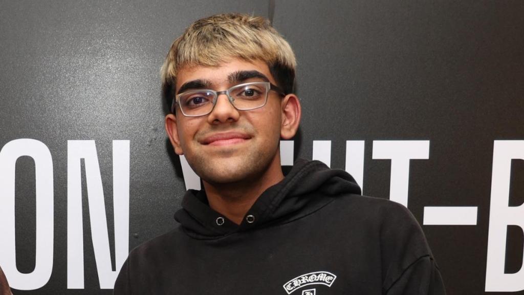 Fans React to Neon Calling Blueface 'Daddy' on Stream