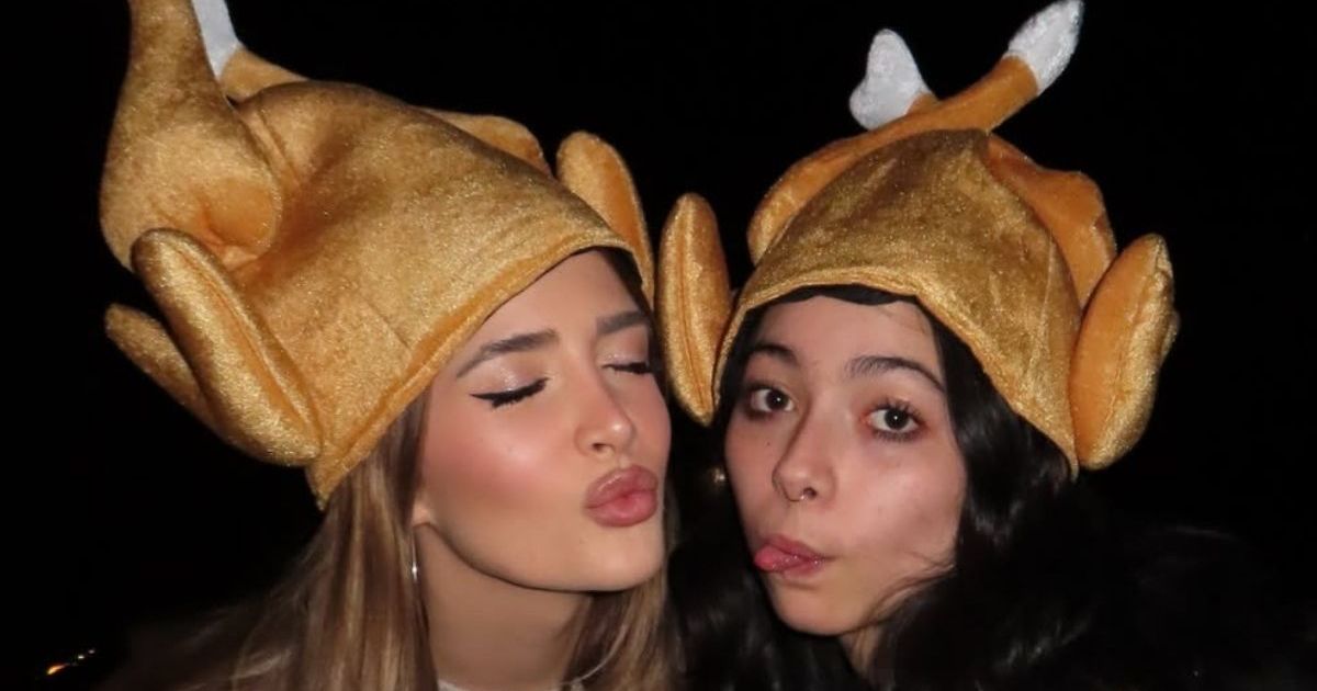 Sami Sheen Channels Monica Geller With Turkey Hat