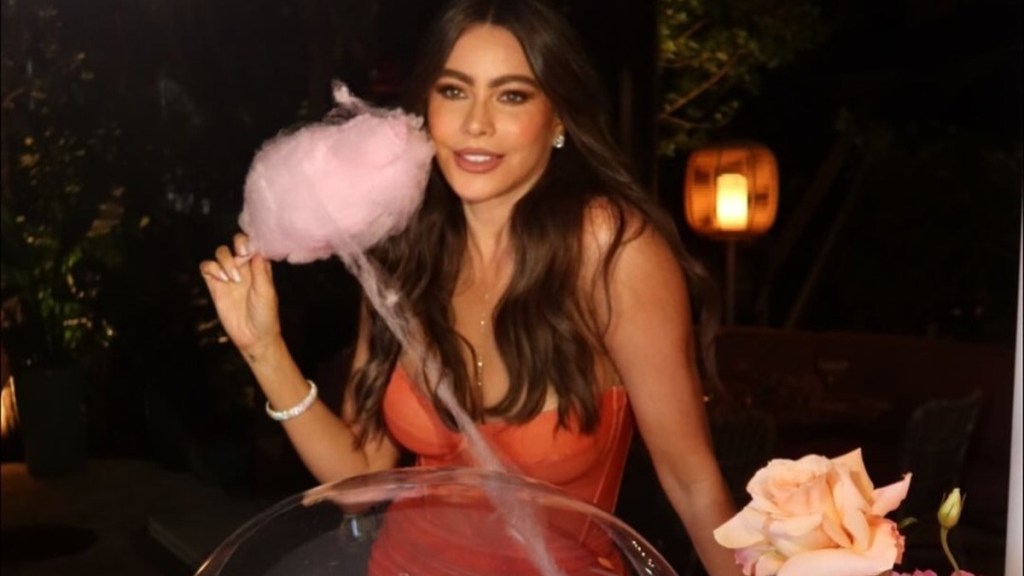 Sofia Vergara Turns Heads in Bold Corset Top