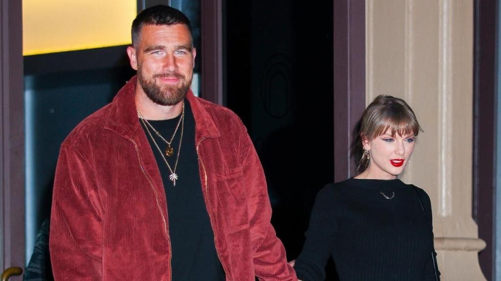 Travis Kelce Shows 'Utmost Respect' for Taylor Swift — Insider