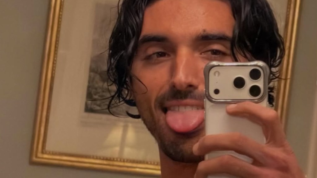 Taylor Zakhar Perez shirtless beach