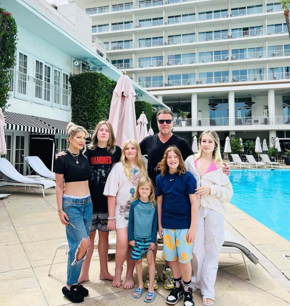 Tori Spelling's family 