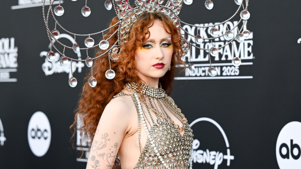 Photos: Chappell Roan's Newspaper Skirt Look Is 'Iconic'