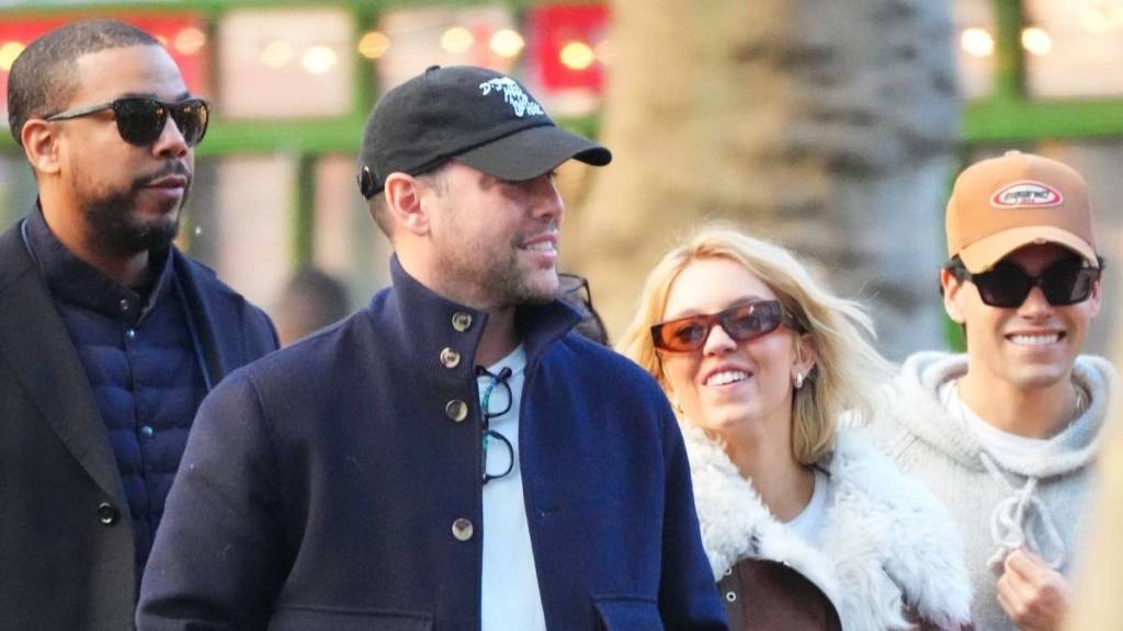 Photos: Sydney Sweeney & Scooter Braun Let Romance Take the Wheel