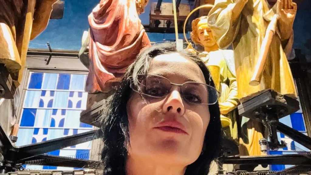 Photos: Katy Perry’s Prague Adventure Is One for the Books