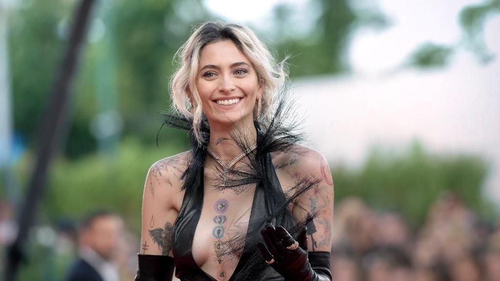 Paris Jackson Believes Dad Would Want Her To ‘Protect His Legacy’ — Source