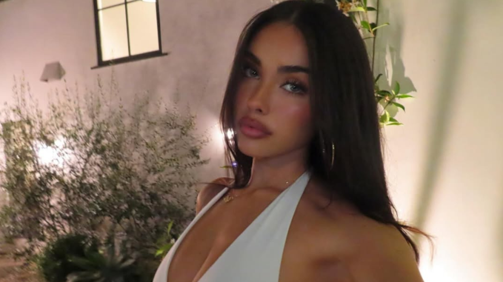 Madison Beer's New Selfie Look Demands Your Attention