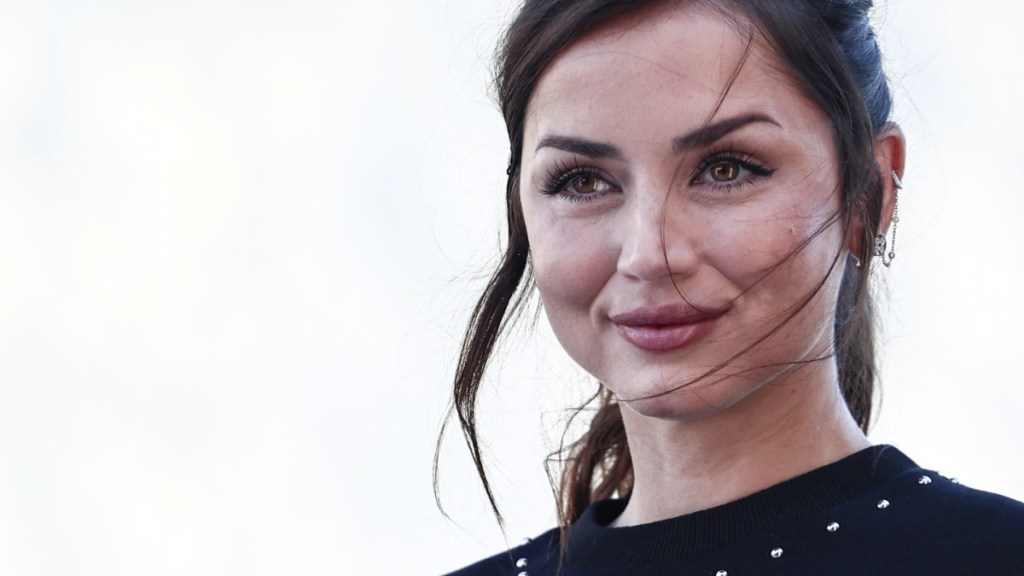 ana de armas tom cruise's ex