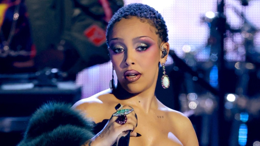 doja cat bodysuit instagram