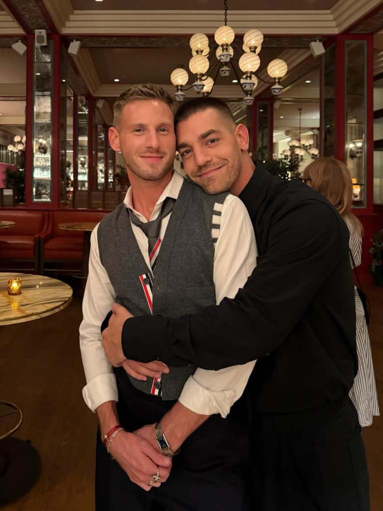 Fraser Olender and Matt Rogers hugging