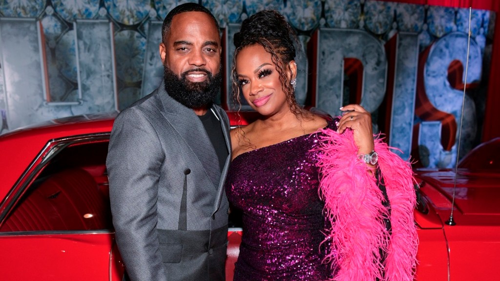 Kandi Burress Todd Tucker Missing Thanksgiving Photo Divorce