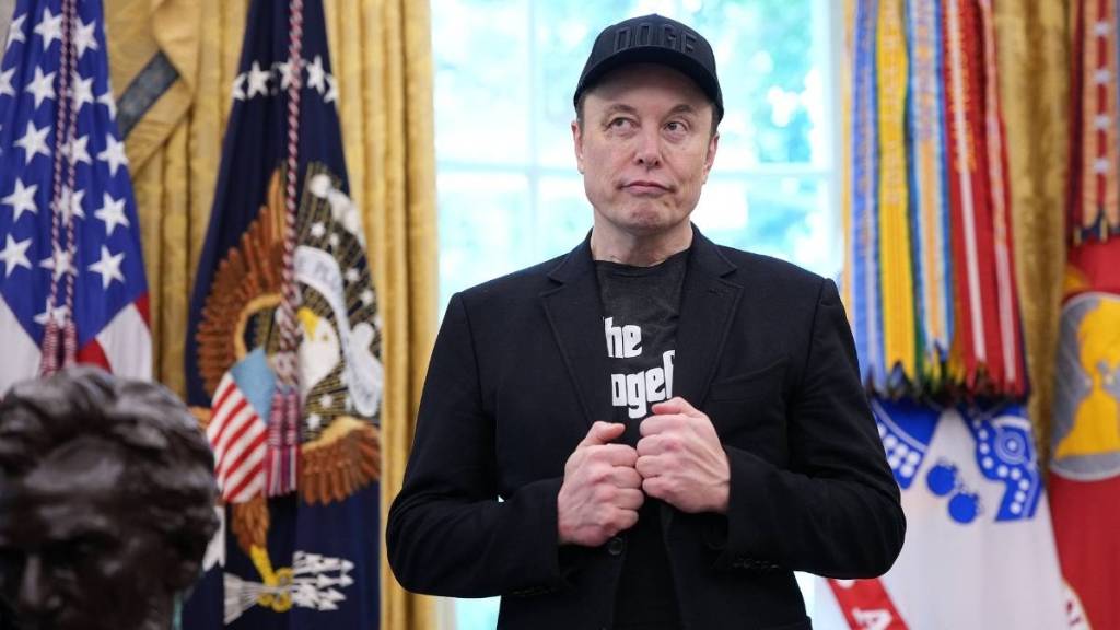 Elon Musk Is Fitter Than Lebron James, Says Grok