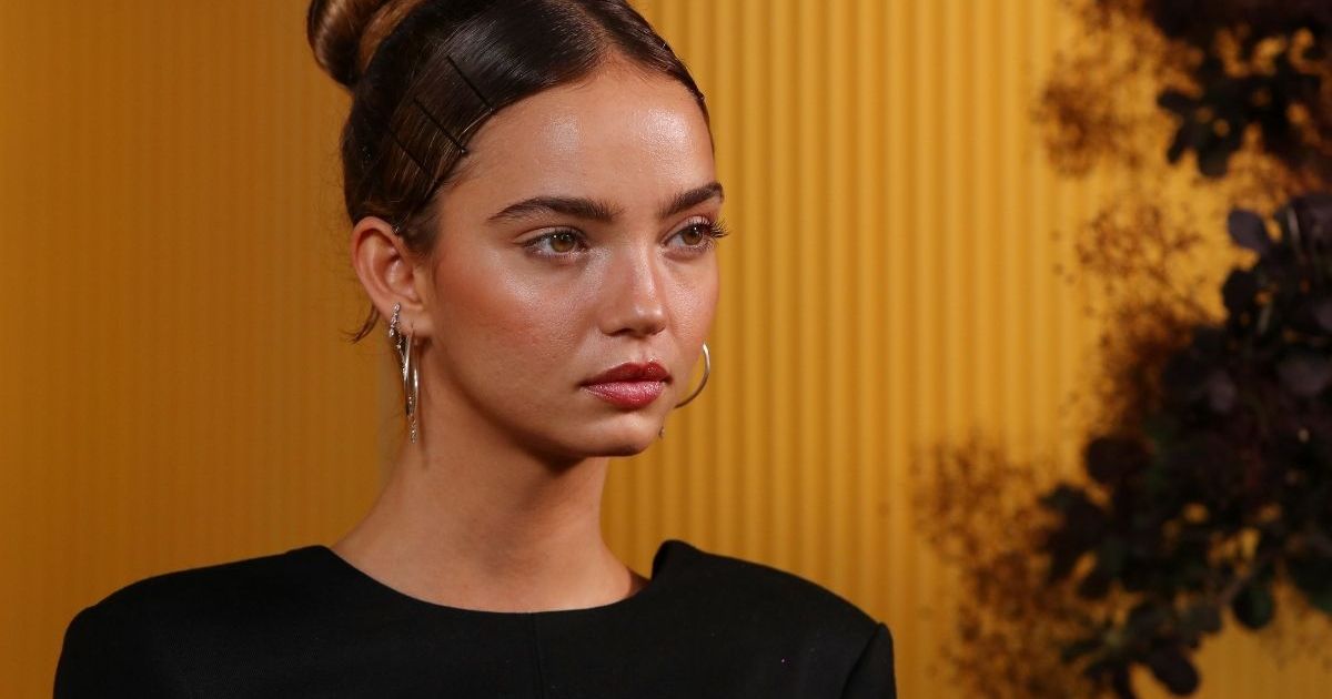 Inka Williams Cuddling With Cat in String Bikini Will Steal Your Attention