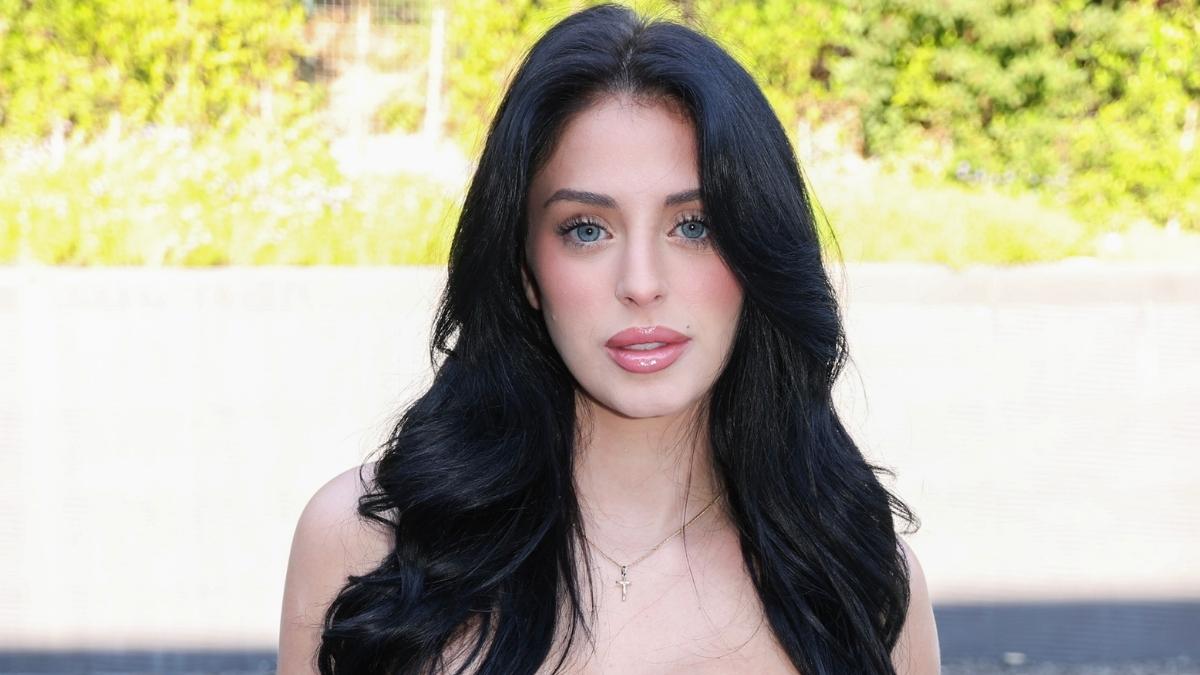 Camilla Araujo Wows Fans in Bikini Look 'So Hot' Reality Tea