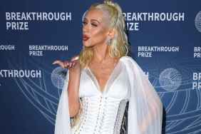 Christina Aguilera’s Strapless Dress Pops in Video Going up the Eiffel Tower