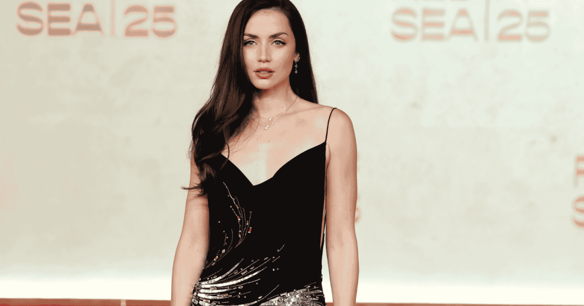 Ana de Armas' Backless Dress Look Is Boldly Mesmerizing