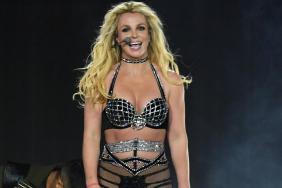 Britney Spears Flaunts Toned Abs in Tiny Shorts