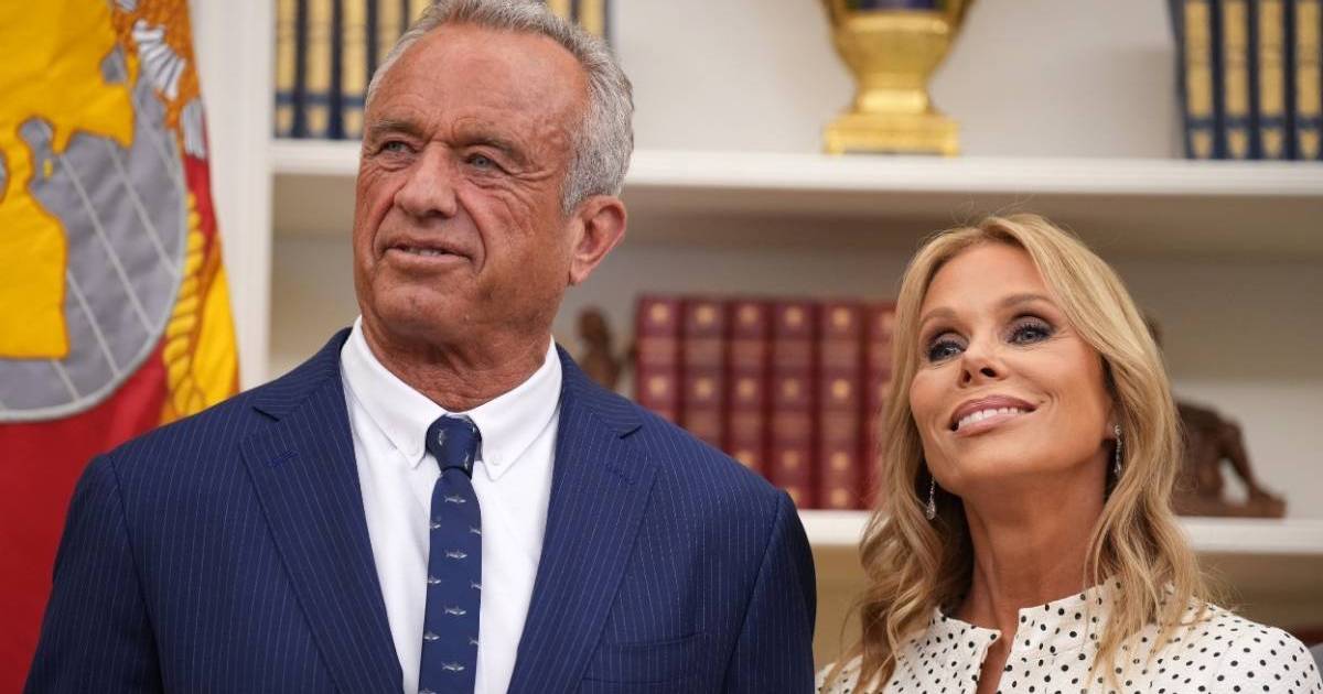Cheryl Hines Never Wanted to Be Married to RFK Jr. — Report