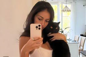 Cindy Kimberly’s Lingerie-Clad Photos Also Serve Cheeky Poses