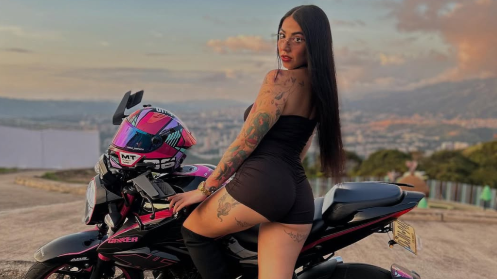Biker Influencer ‘Bikergirl’ Karen Ramírez Dies In Highway Truck Crash