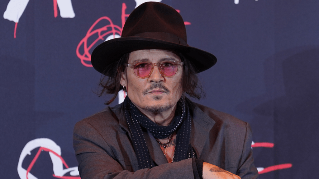 Johnny Depp Thrills Tokyo Comic Con Crowd With Surprise Appearance