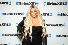 Celebrities Visit SiriusXM - November 17, 2022