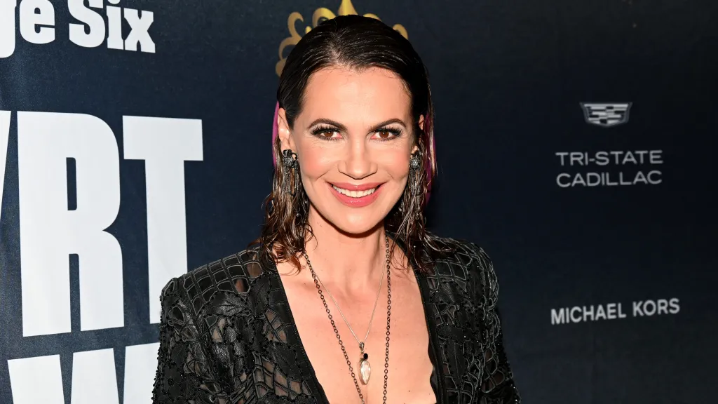 RHOM: Julia Lemigova