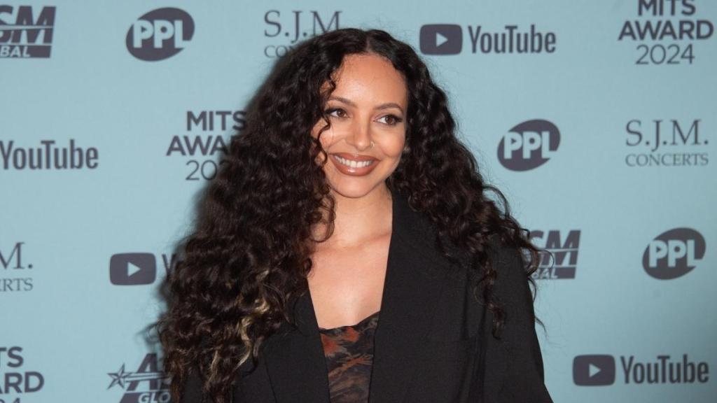 Jade Thirlwall’s Grinch Makeover Tops the Classic