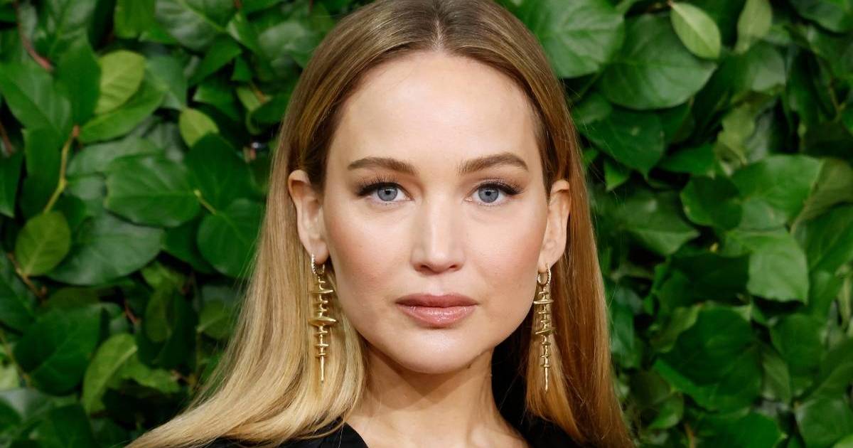 Internet Reacts to Jennifer Lawrence Returning to Hunger Games